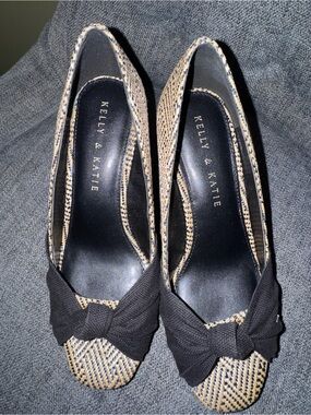 Kelly & Katie Peep Toe Wedge Sandals